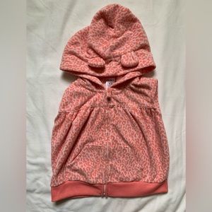 Carter’s Pink leopard print vest with hood 12 month
